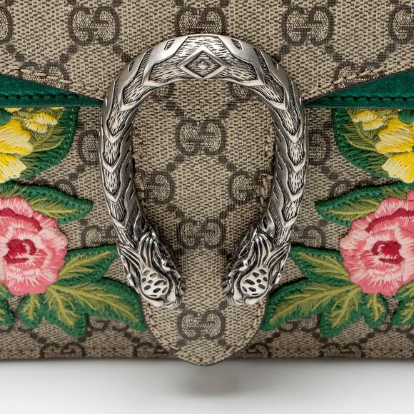 Gucci GG Supreme Embellished Dionysus Large Shoulder Bag - Picture 9 of 14